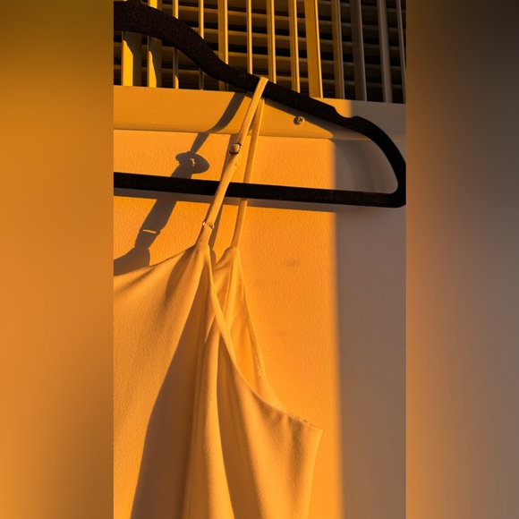 Halston white dress - Picture 7 of 9